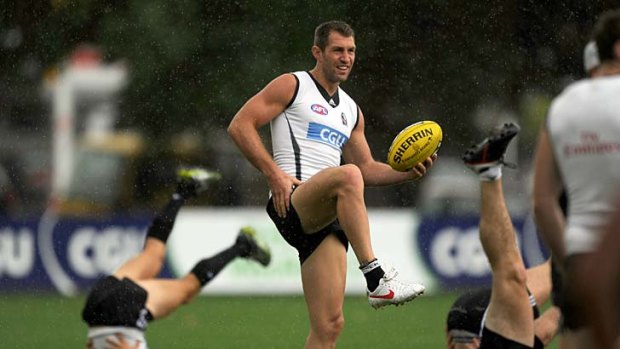 Travis Cloke has indicated a strong desire to remain with the Magpies.