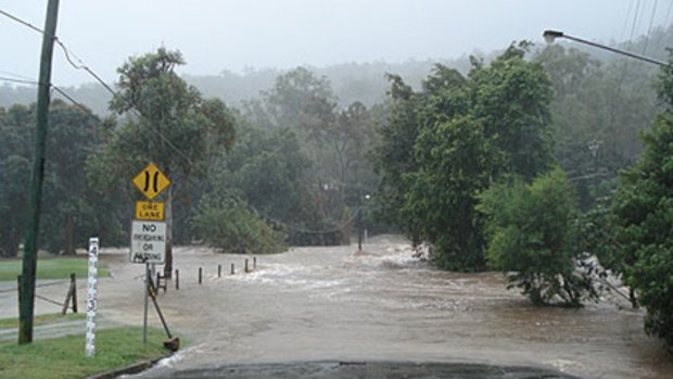 Ashgrove Golf Club near The Gap during full flood on Wednesday afternoon. Photos: Jutta Engel