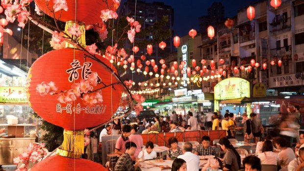 Jalan Alor is a popular spot for tourist and locals.