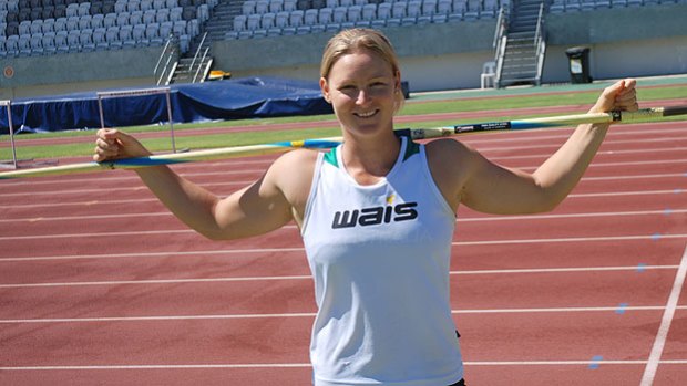 Perth's Kim Mickle hasn't thrown a javelin "in anger" in six months but she's bound for the London Olymics provided she overcomes a rib injury.