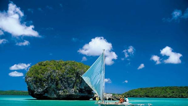 Adventure islands ... sailing in New Caledonia.