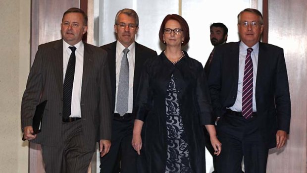 Local government minister Anthony Albanese (left) and Labor colleagues arrive for the Australian Council of Local Government Awards dinner on Sunday.