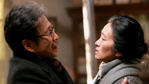 Chen Daoming and Gong Li star in <i>Coming Home</i>, a moving tale of yearning and missed connection.