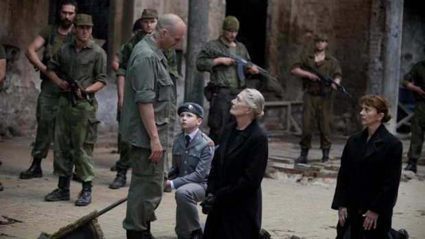 Ralph Fiennes and Vanessa Redgrave in <i>Coriolanus</i>.