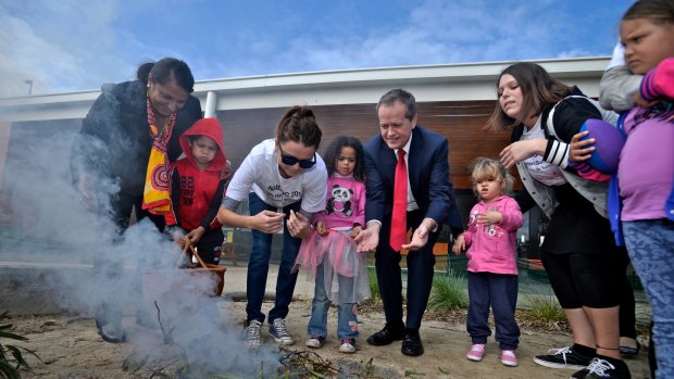Opposition Leader Bill Shorten and former senator Nova Peris visited Bubup Wilam in 2014 to talk about cuts to Indigenous affairs by the Abbott government.  