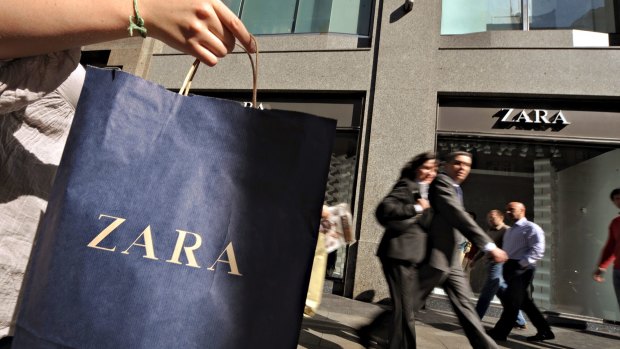 The crowds are thinning at Zara Australia, which has reported a 33 per cent fall in earnings in 2015.