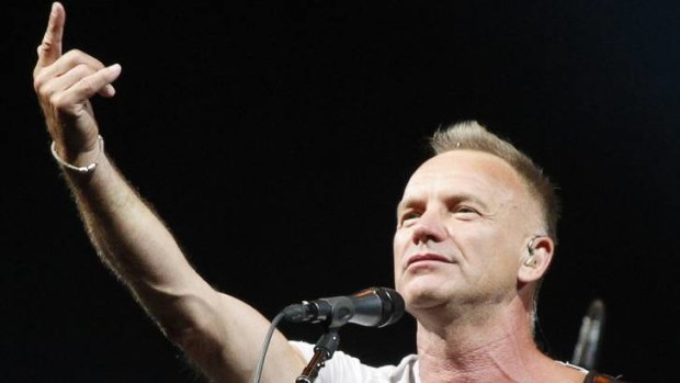 Sting, seen on stage in Moscow, has joined musicians in supporting feminist band Pussy Riot, who face charges of hooliganism.