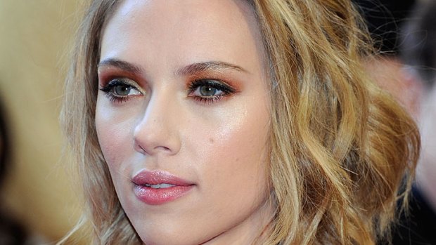 Scarlett Johansson: Officially single again.