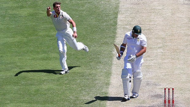 James Pattinson directs Graeme Smith to the Gabba dressing rooms.