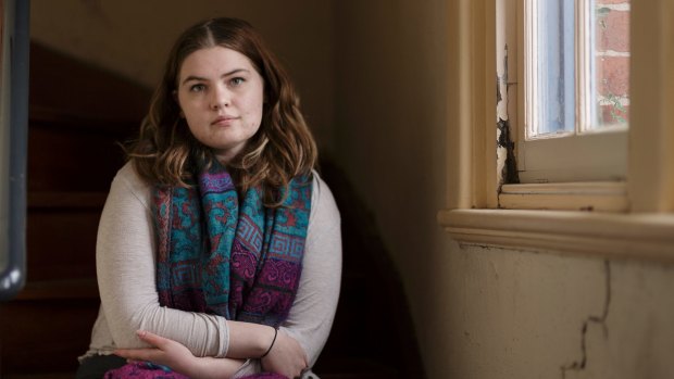 With the federal government trying to increase fees and decrease funding for universities, Melbourne University student Noni Bridger is concerned about her financial future.