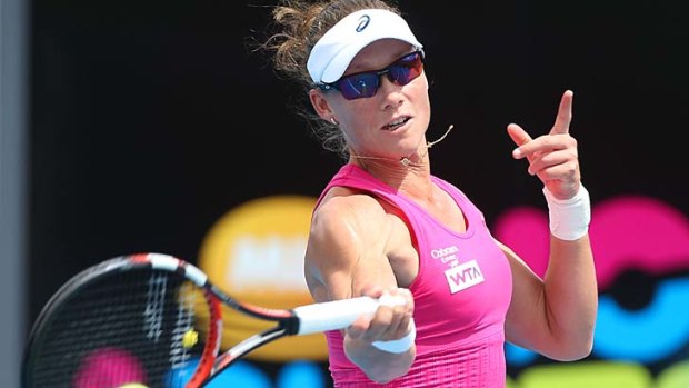 Retired tennis greats Martina Hingis, Tracy Austin and Nicole Bradtke believe Sam Stosur's ability to ignore the home-town hype will decide her Australian Open campaign.