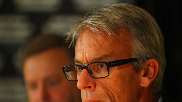 "The Knights have contacted us today to assure us this move has nothing to do with the Knights and Nathan Tinkler's full commitment to the Knights" ... the ARLC's chief executive, David Gallop.