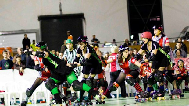 Home  Perth Roller Derby