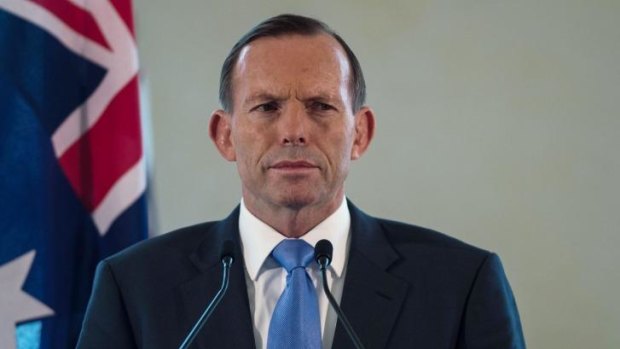 Australian Prime Minister Tony Abbott has announced his intention to visit Ukraine as well as send 'non-lethal' military equipment.