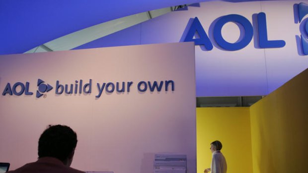 AOL to sell more than 800 patents to Microsoft in a $US1.056 billion deal giving the struggling internet pioneer a needed cash injection.