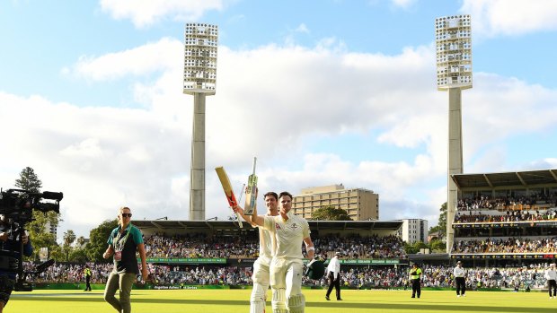 Cricket fans will take cover at the WACA with rain forecast for Sunday.