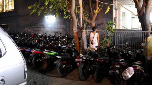 The site of the Sari Club in Bali is now a car park where passers-by frequently stop to urinate.