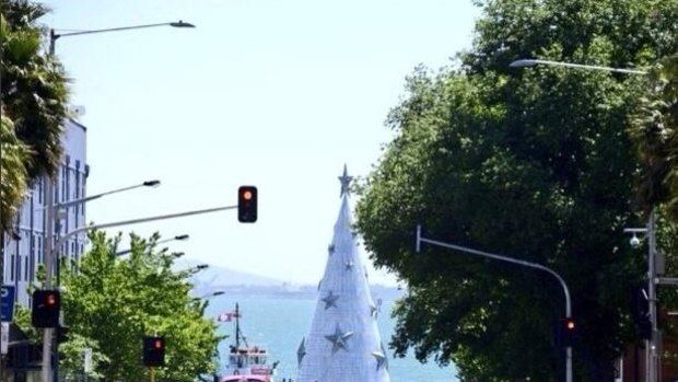 Geelong's $990,000 floating Christmas tree.