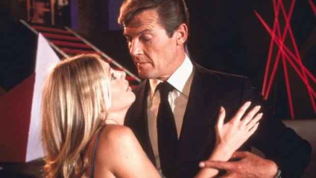 Britt Ekland as Mary Goodnight and Roger Moore as James Bond in <i>The Man With the Golden Gun</i>.