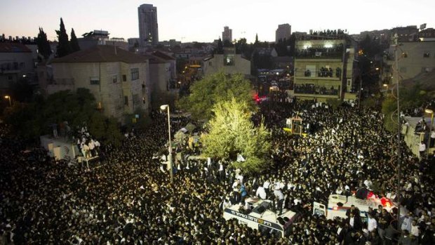 A general view shows crowds of ultra-Orthodox Jewish men attending the funeral of Rabbi Ovadia Yosef in Jerusalem.
