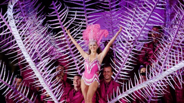 Kylie Minogue at the Sydney 2000 Olympic Games closing ceremony.