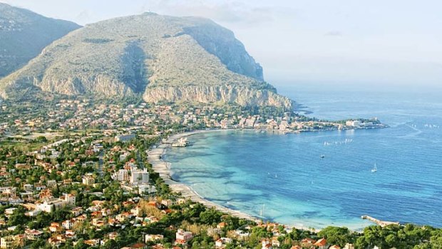 Sights of Sicily: Palermo's bay.