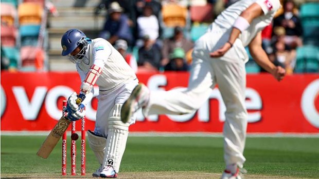 Stood up when it mattered &#8230; Sri Lanka's Tillakaratne Dilshan is finally bowled for 147 by Australia's Mitchell Starc on Sunday at Blundstone Arena.