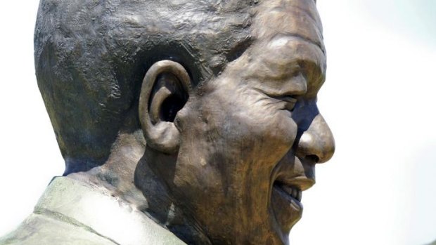 The sculpture depicting late South African president Nelson Mandela.