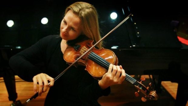 Satu Vanska, principal violin of the Australian Chamber Orchestra, with the Stradivarius violin.  