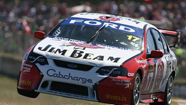 The V8 supercars take to the track at Perth's Barbagallo Raceway.