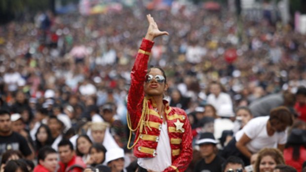 MJ impersonator Hector Jackson was among 13,500 Mexicans who paid tribute.