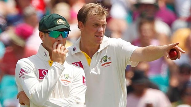 New Aussie skipper Michael Clarke give some advice to newcomer Michael Beer, fifth Test, 2011.