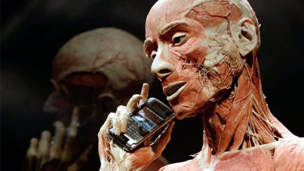 Australian experts say mobile phone cancer links have been overblown.