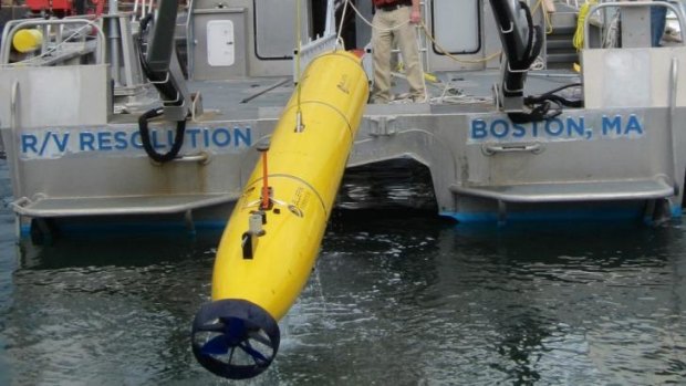 The Bluefin-21 drone can dive to a depth of 4500 metres.