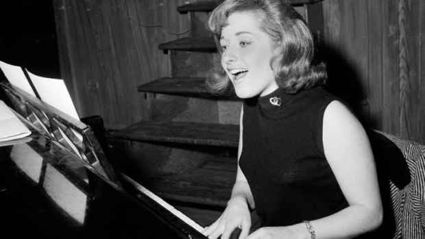 Lesley Gore rehearsing in 1966.