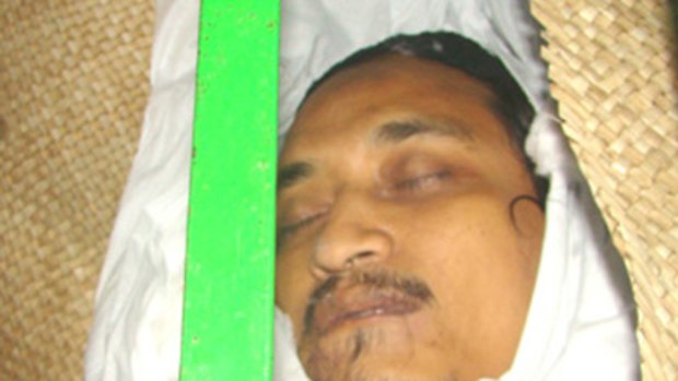 Bali bomber Imam Samudra after being shot.