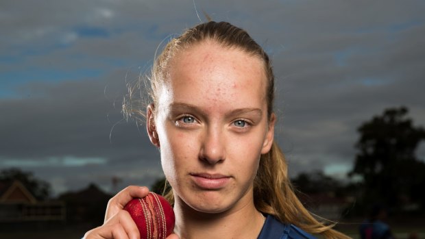 Hayley Silver-Holmes  captained the U15s NSW team, played in the U18s team and is the Sydney Thunder rookie of the season.