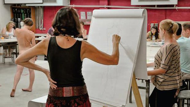 Artists are attempting to set a world record for the most amount of people life drawing.