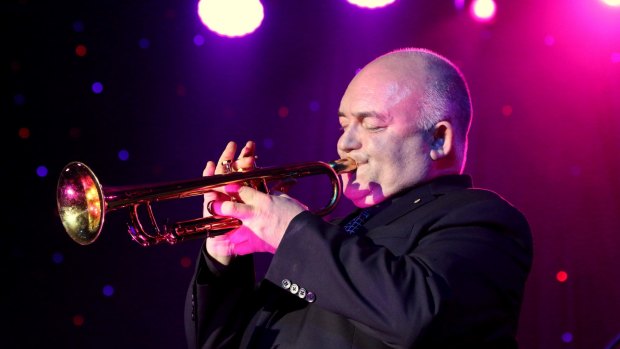 Veteran jazz performer James Morrison will perform with the CYO.