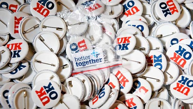 Badges for the pro-union Better Together campaign.