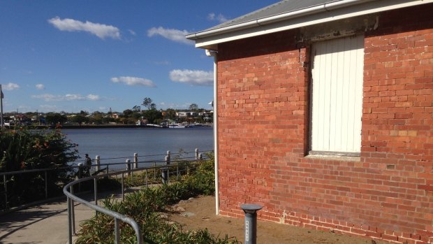 A small, heritage listed building in Teneriffe will be converted into Brisbane's latest riverside restaurant. 