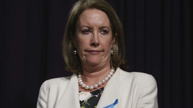 Australian Sex Discrimination Commissioner Elizabeth Broderick says Defence has made ''significant progress'' boosting women in its ranks.