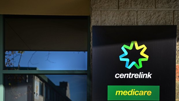 Unanswered calls to Centrelink have reached 33 million in the last seven months.