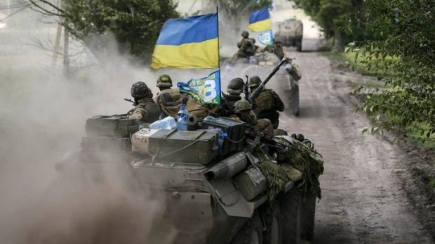 Ukrainian troops on the move near Slaviansk.