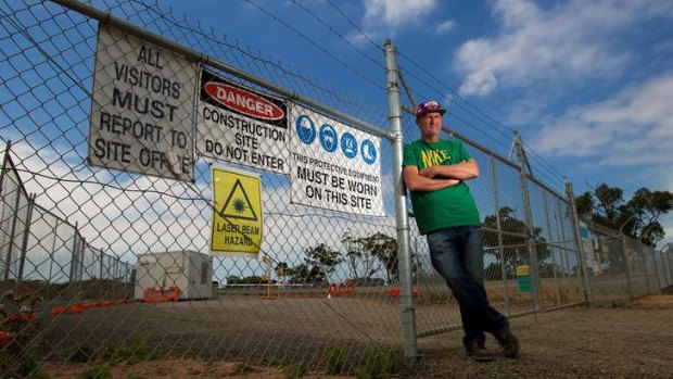 Former Briagolong worker Ron Smith on the picket line at the Werribee project on Tuesday.