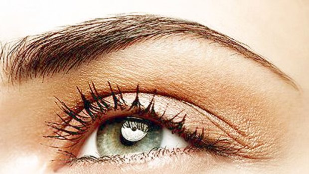 Plucked perfection ... arch placement is the key to "facelift eyebrows".