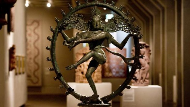 The dancing Shiva statue in the National Gallery of Australia.