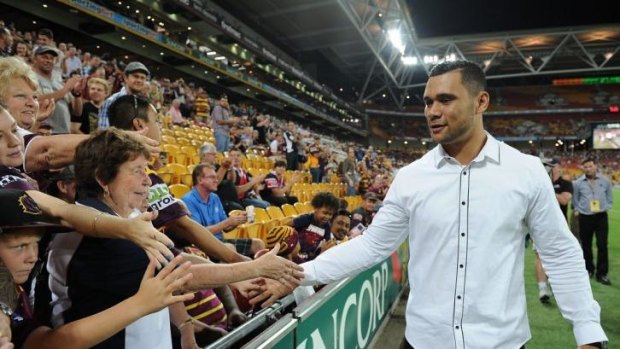 Retiring Broncos winger Jharal Yow Yeh farewells the fans.