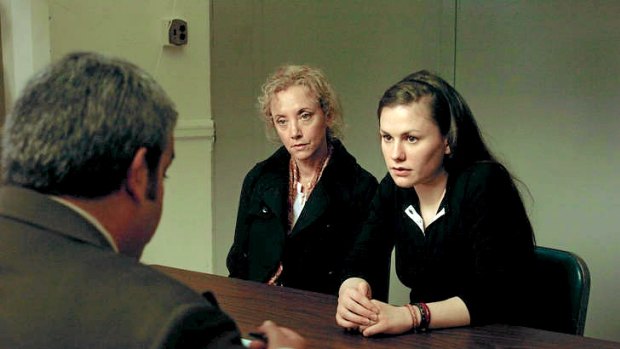 Conflict is beautifully depicted between Lisa (Anna Paquin) and her mother (J. Smith-Cameron) in <i>Margaret</i>.