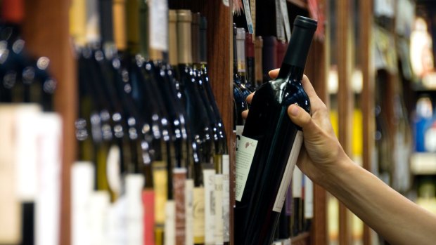 Australia could maybe take a leaf out of New Zealand's book, wine experts say.